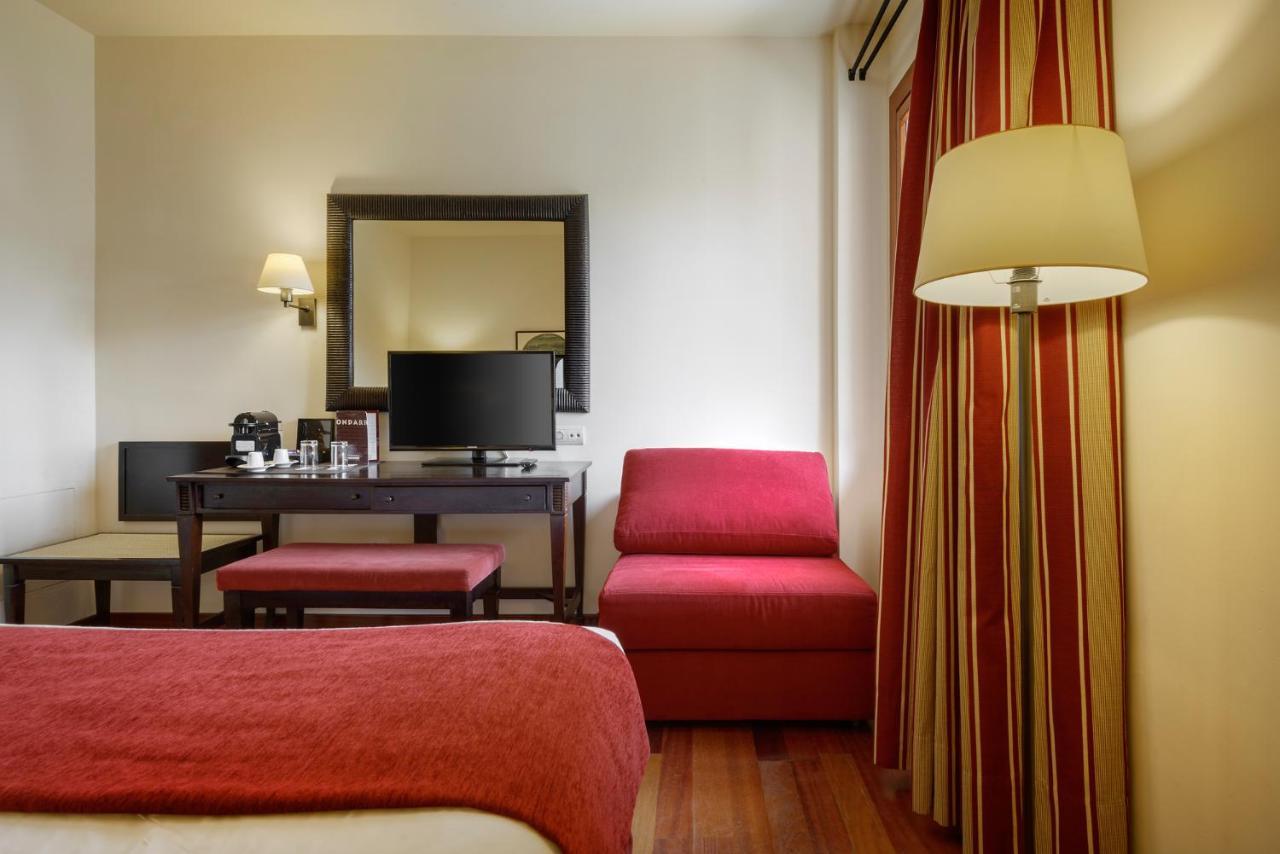 פורמיגל Hotel Saliecho מראה חיצוני תמונה
